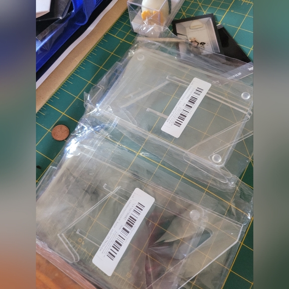 Video game controller holder - Picture 3 of 3